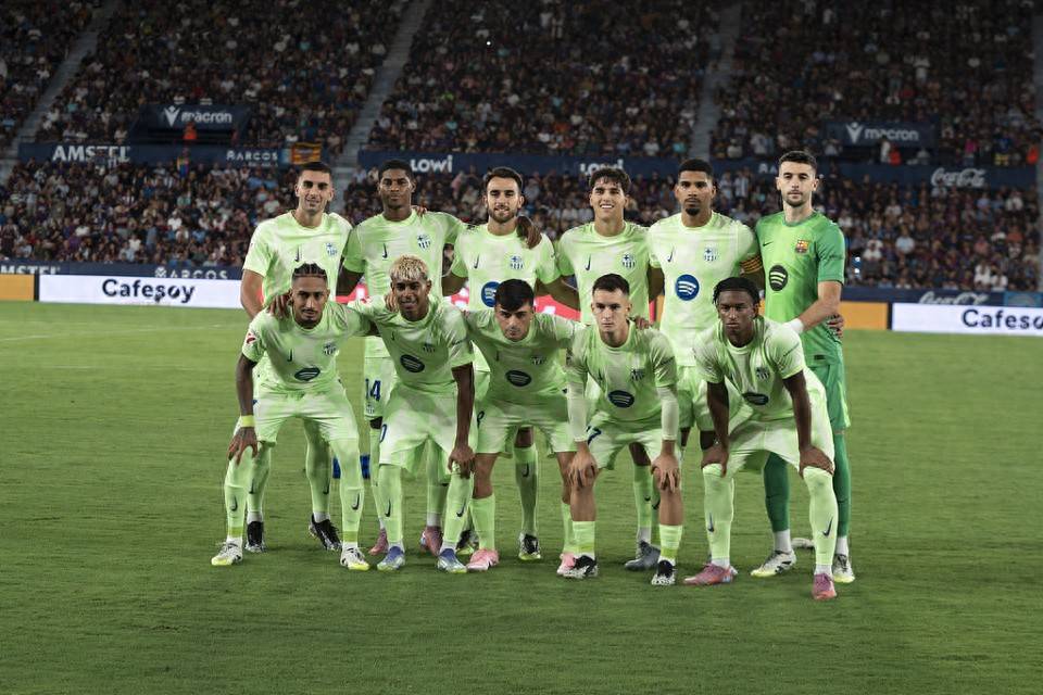 挪媒：索帅若执教曼联周薪约5-6万镑，进欧冠奖