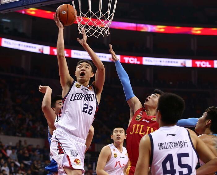 在眼花缭乱 在眼花缭乱