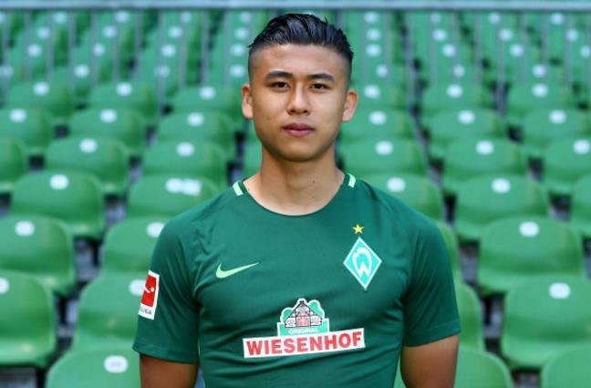 还是后防中 还是后防中